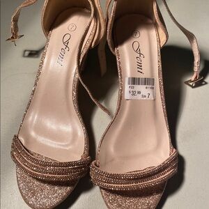 Ventti Women's Glitter Sandals - Gold